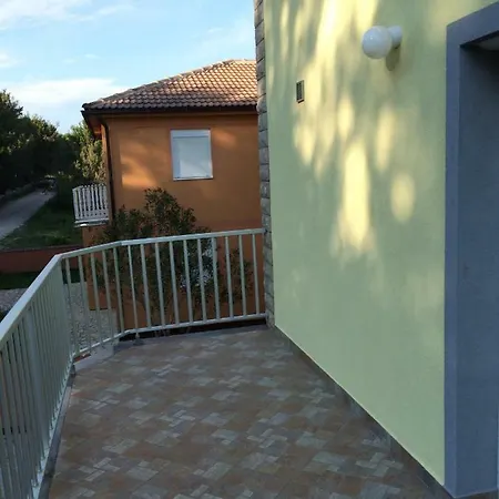 Apartment Antonija Vir