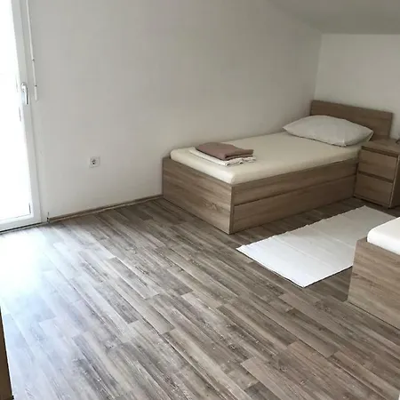 Antonija Apartment Vir