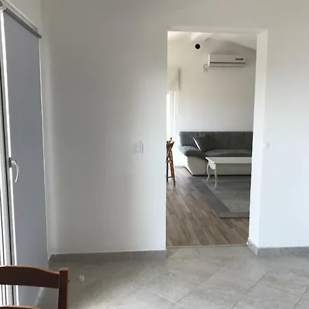 Antonija Apartment Vir